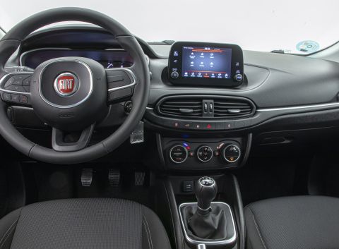Ficha técnica de Fiat Ficha técnica de Fiat