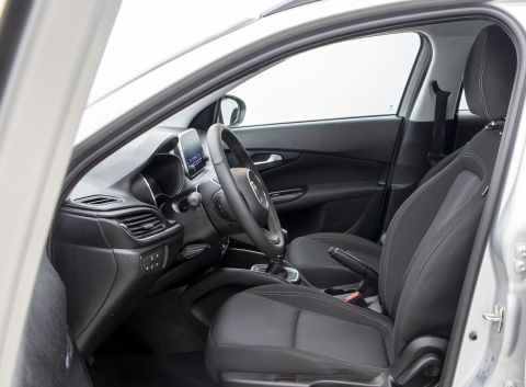 Ficha técnica de Fiat Ficha técnica de Fiat