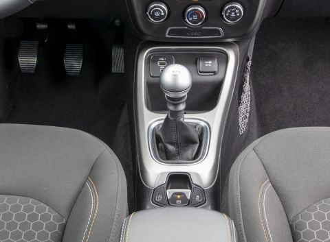 Ficha técnica de Jeep Ficha técnica de Jeep