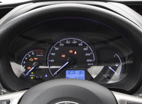 Ficha técnica de Toyota Ficha técnica de Toyota