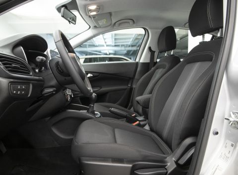Ficha técnica de Fiat Ficha técnica de Fiat