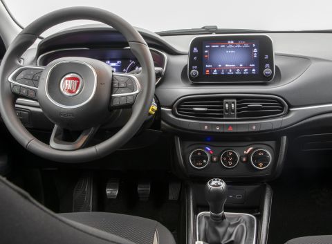 Ficha técnica de Fiat Ficha técnica de Fiat