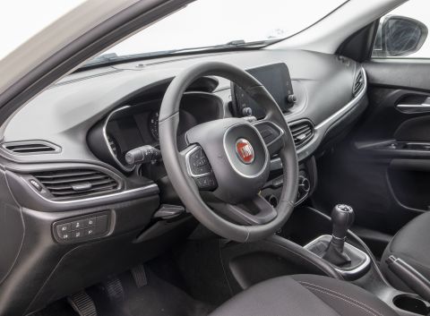 Ficha técnica de Fiat Ficha técnica de Fiat