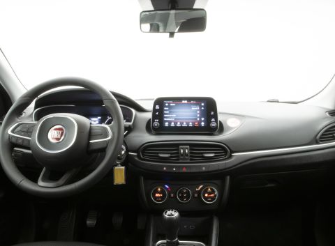 Ficha técnica de Fiat Ficha técnica de Fiat