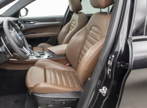 Ficha técnica de Alfa Romeo Ficha técnica de Alfa Romeo