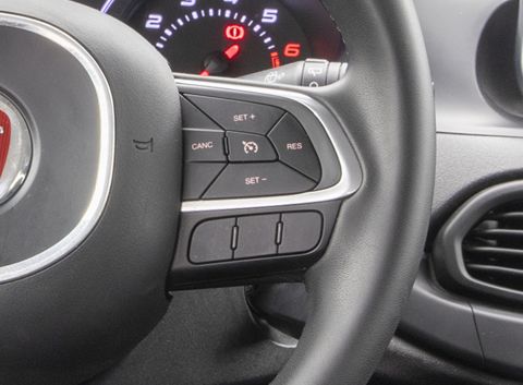 Ficha técnica de Fiat Ficha técnica de Fiat