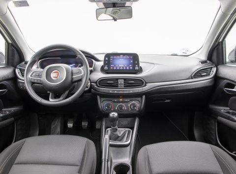 Ficha técnica de Fiat Ficha técnica de Fiat