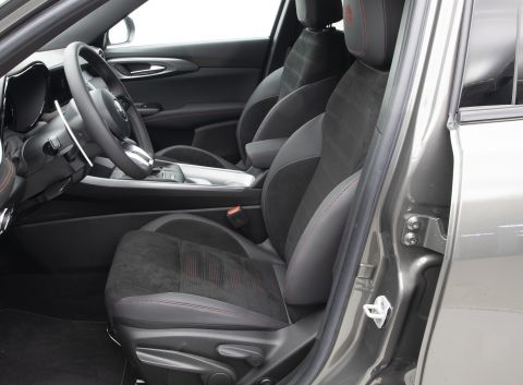 Ficha técnica de Alfa Romeo Ficha técnica de Alfa Romeo