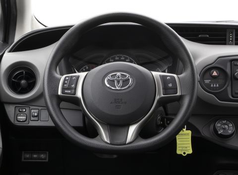 Ficha técnica de Toyota Ficha técnica de Toyota