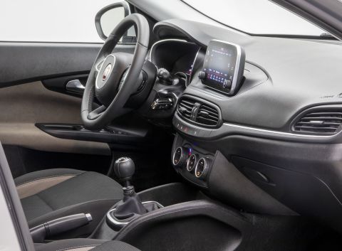 Ficha técnica de Fiat Ficha técnica de Fiat