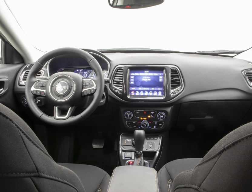 Interior de Jeep Compass