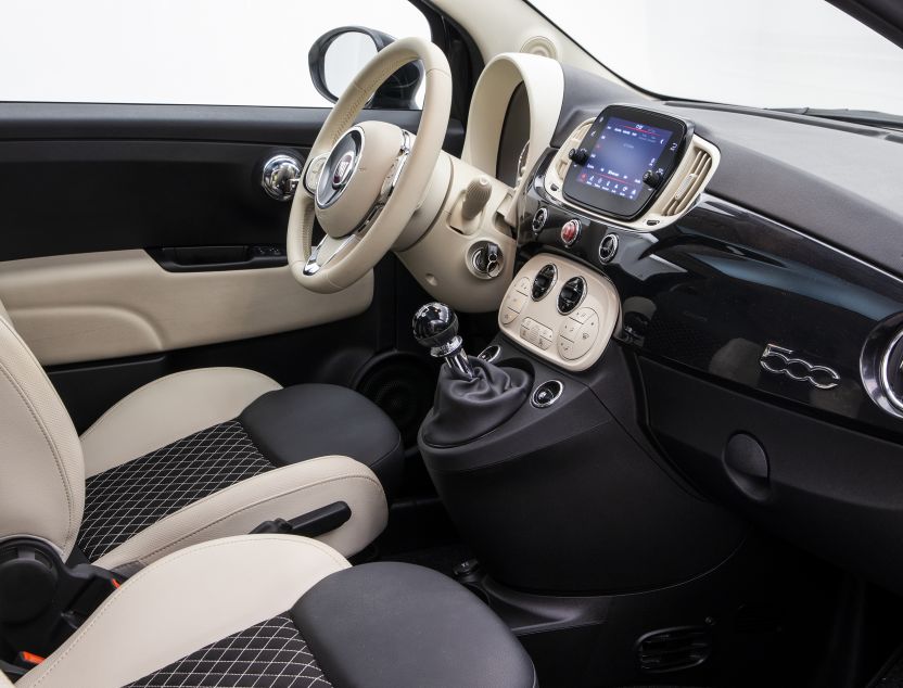 Interior de Fiat 500