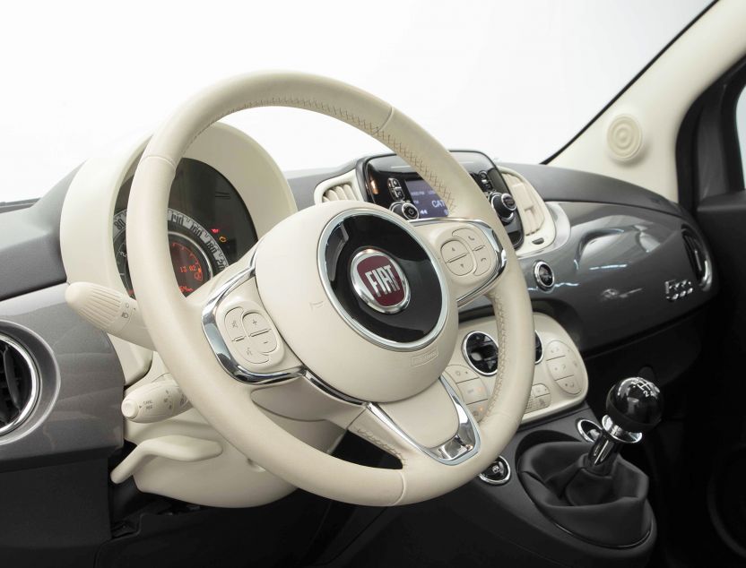 Interior de Fiat 500