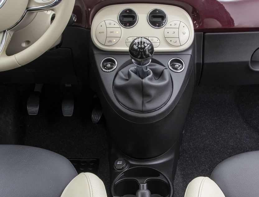 Interior de Fiat 500