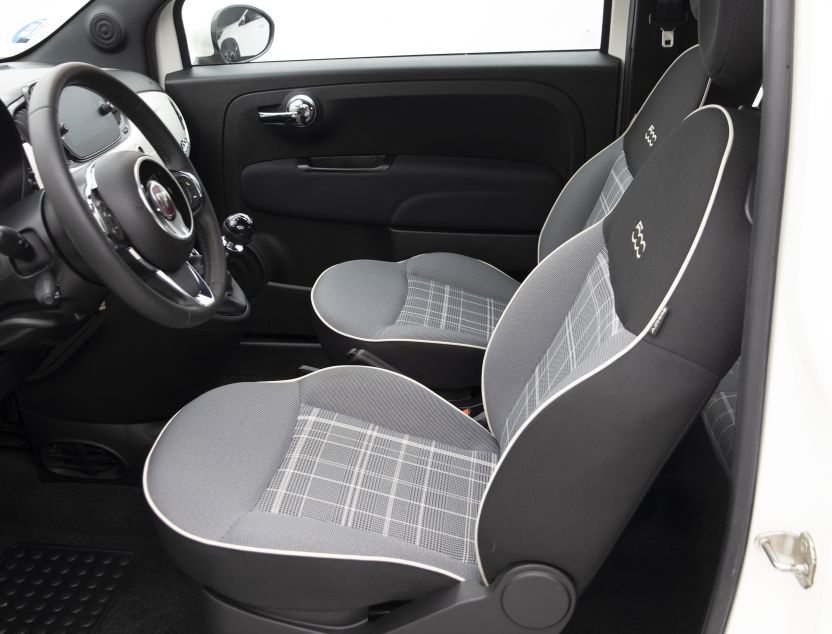 Interior de Fiat 500