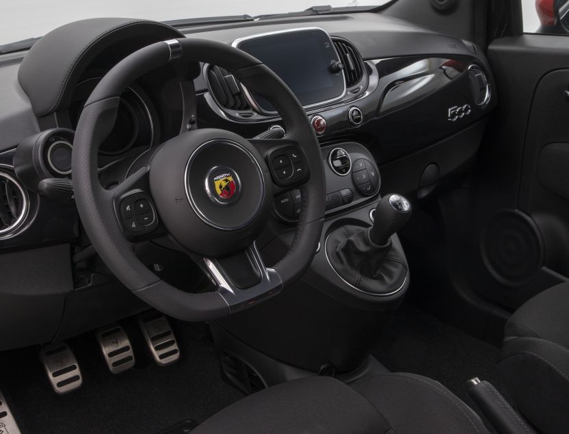 Interior de Abarth 500