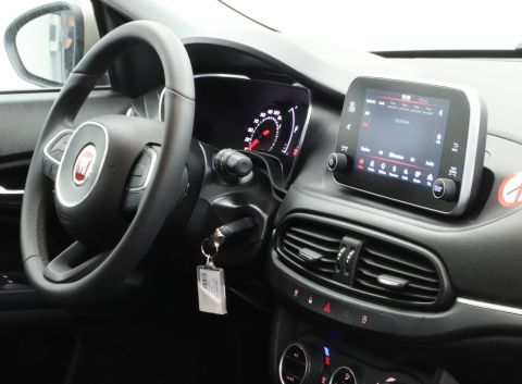 Ficha técnica de Fiat Ficha técnica de Fiat