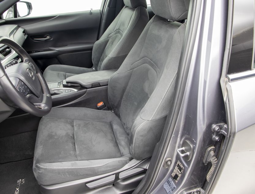 Interior de Lexus Ux