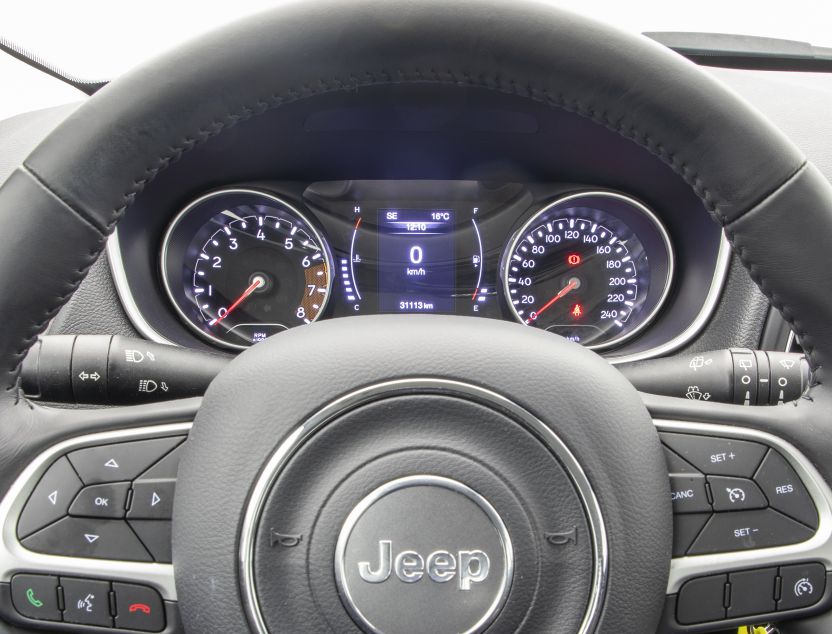 Interior de Jeep Compass