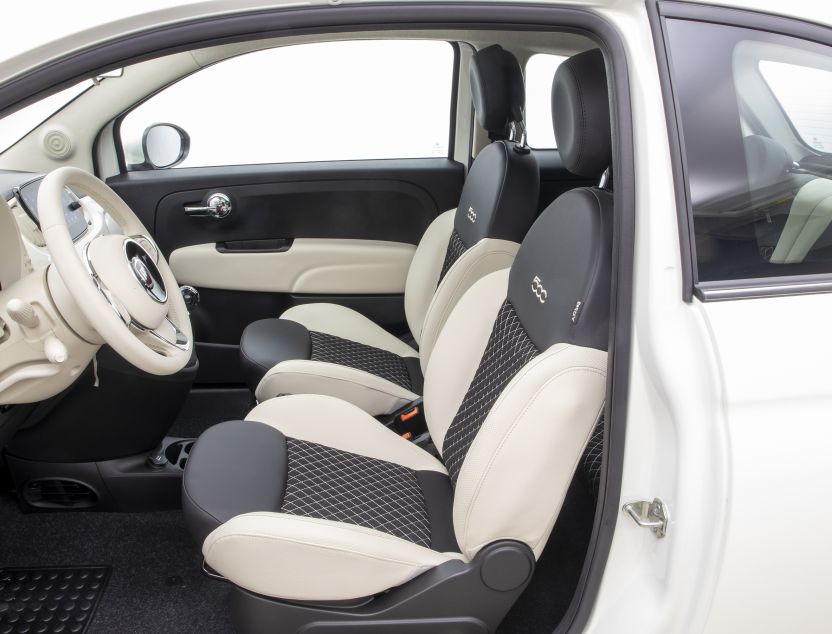 Interior de Fiat 500