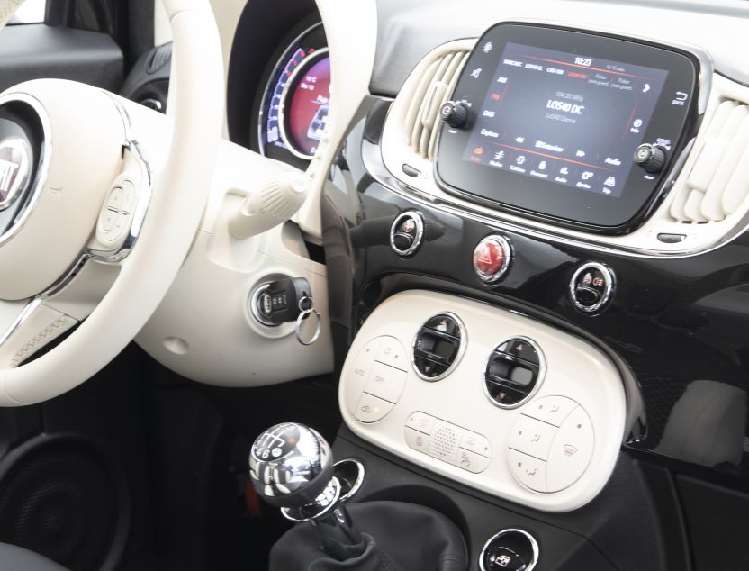 Interior de Fiat 500