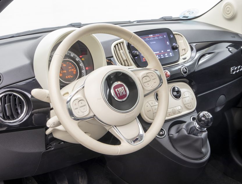 Interior de Fiat 500