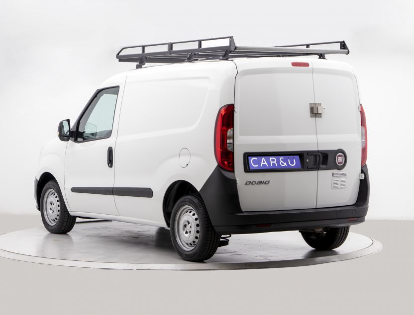 Exterior de Fiat profesional Doblo panorama