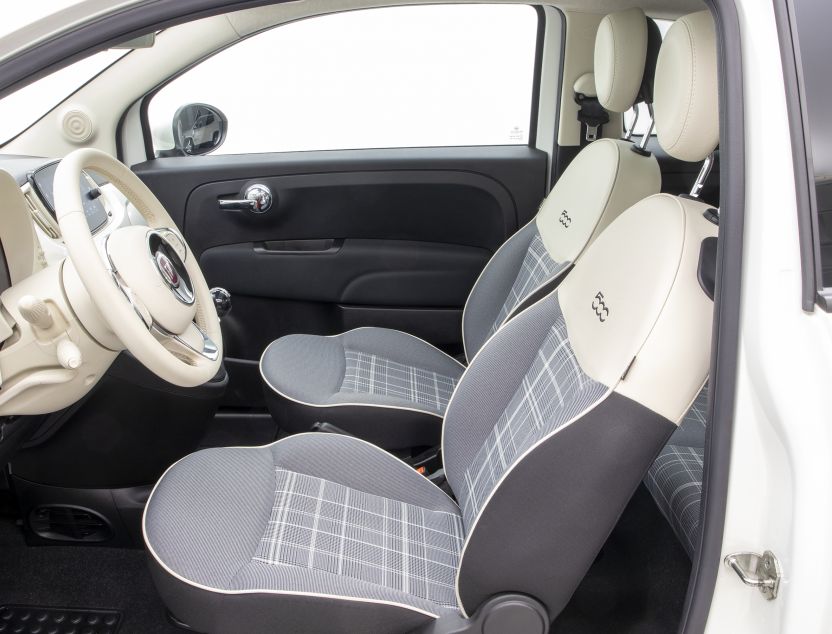 Interior de Fiat 500