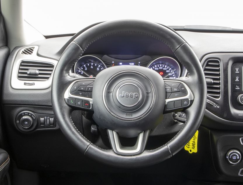 Interior de Jeep Compass