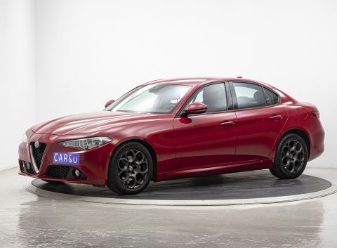 Ficha técnica de Alfa Romeo