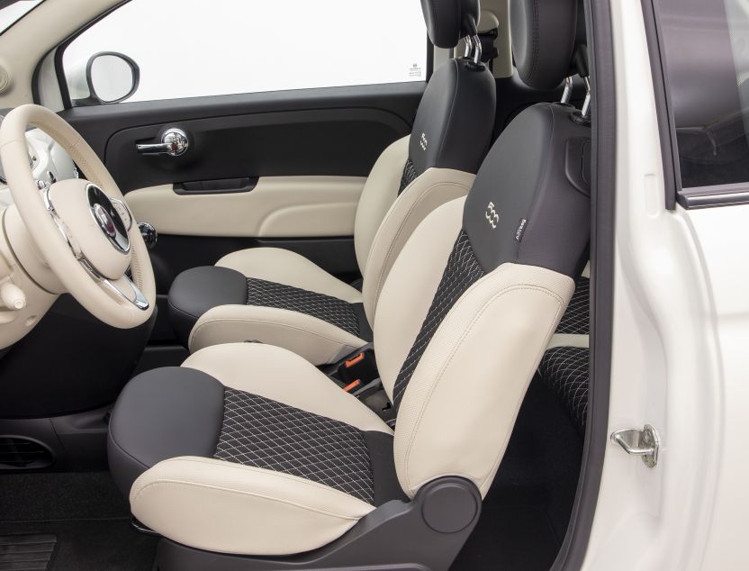 Interior de Fiat 500