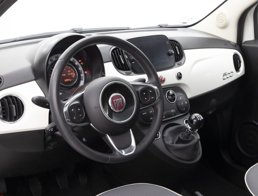 Interior de Fiat 500