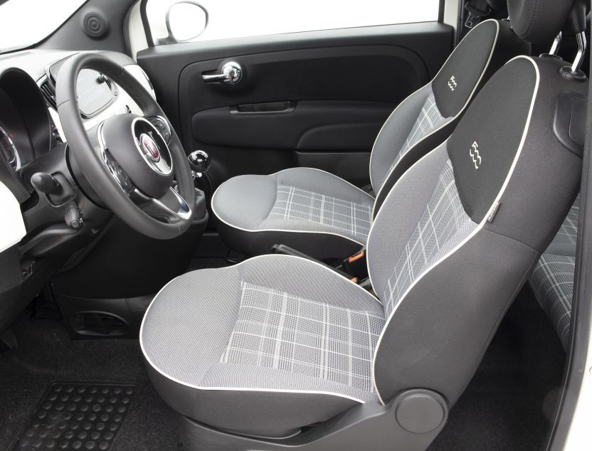 Interior de Fiat 500