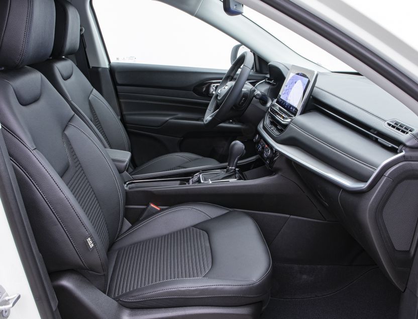 Interior de Jeep Compass