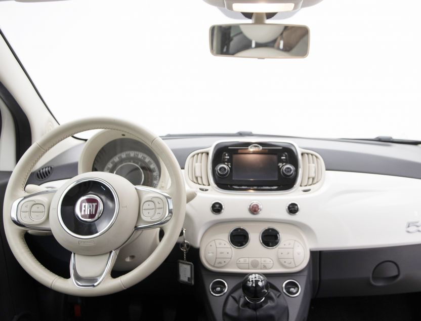 Interior de Fiat 500