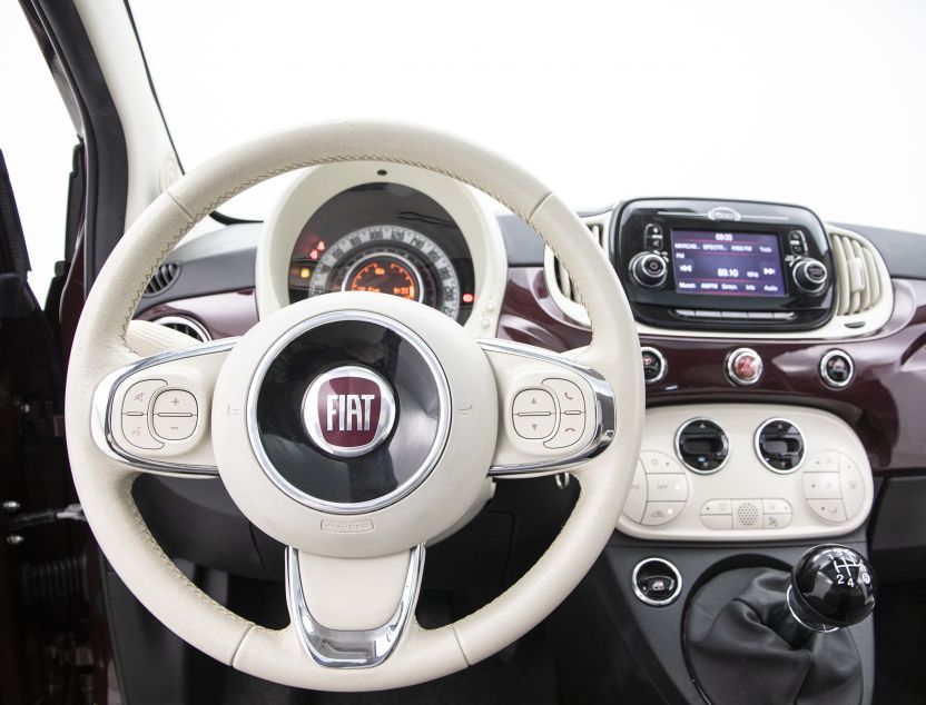 Interior de Fiat 500