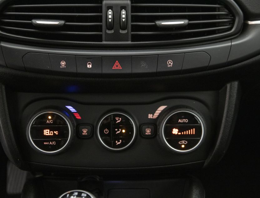 Interior de Fiat Tipo