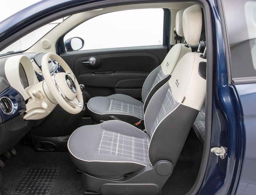 Interior de Fiat 500