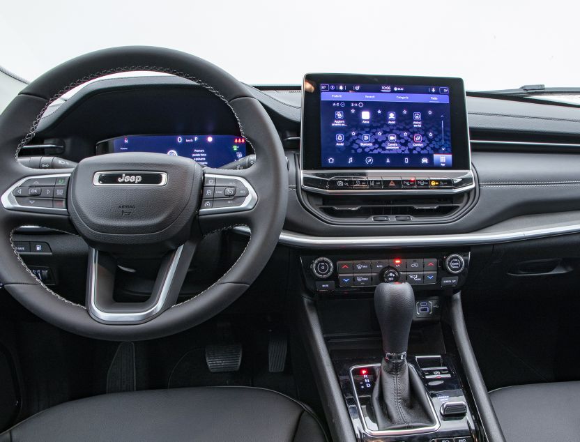 Interior de Jeep Compass