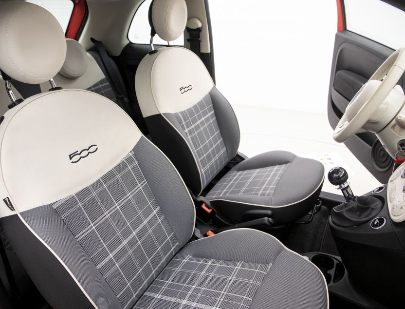 Interior de Fiat 500