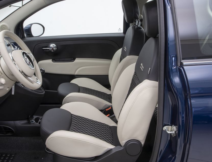 Interior de Fiat 500