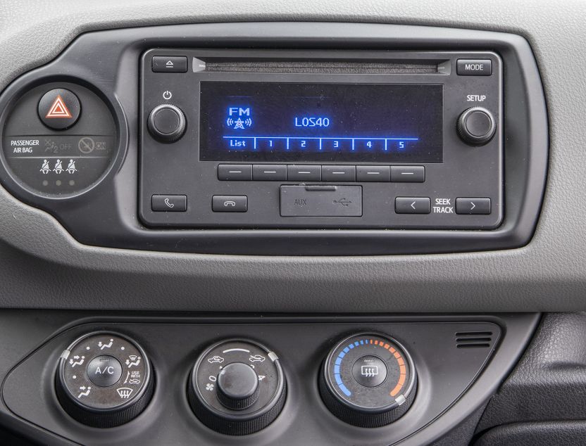 Interior de Toyota Yaris