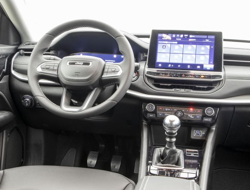 Interior de Jeep Compass