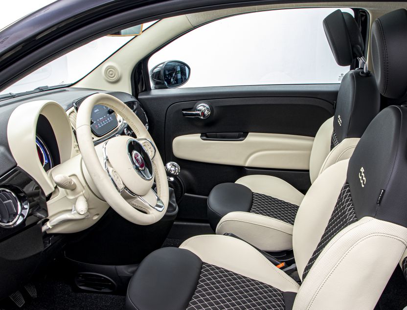 Interior de Fiat 500