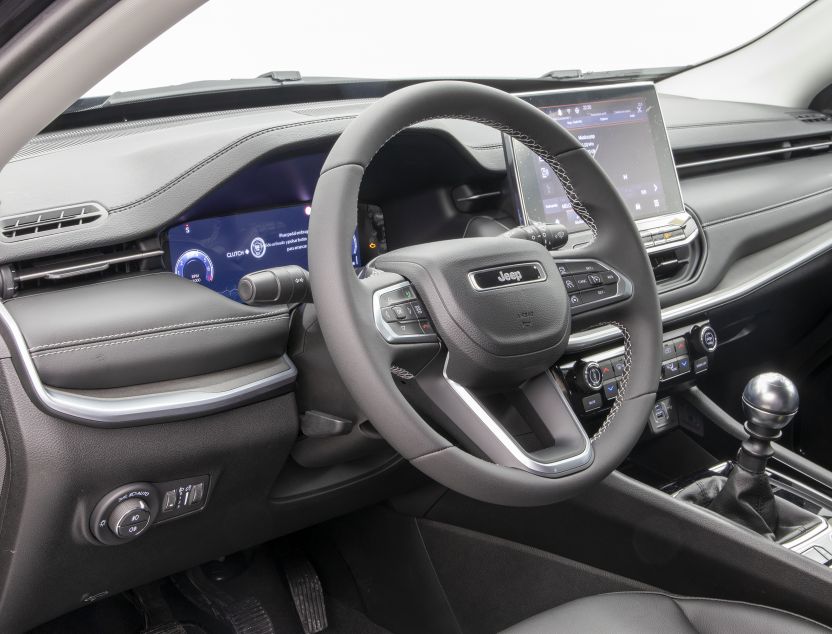 Interior de Jeep Compass