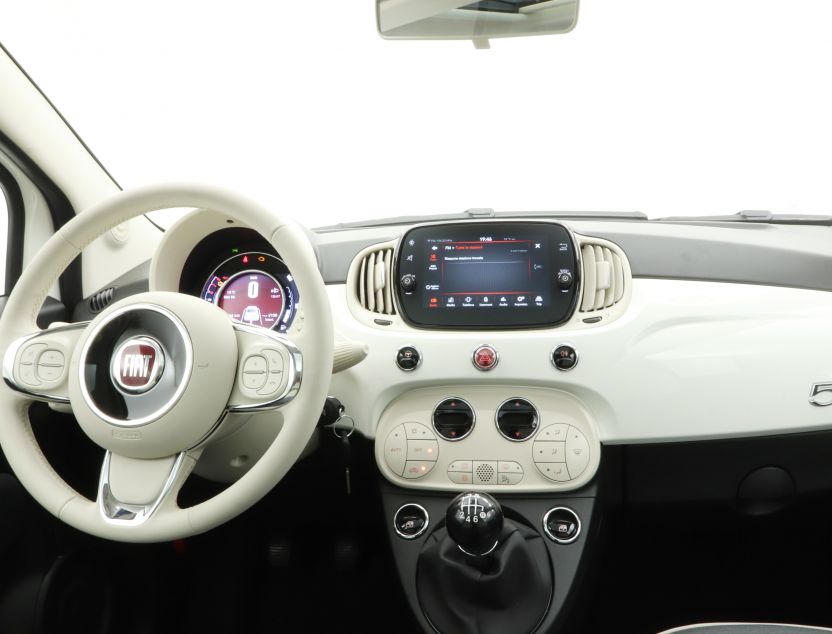 Interior de Fiat 500