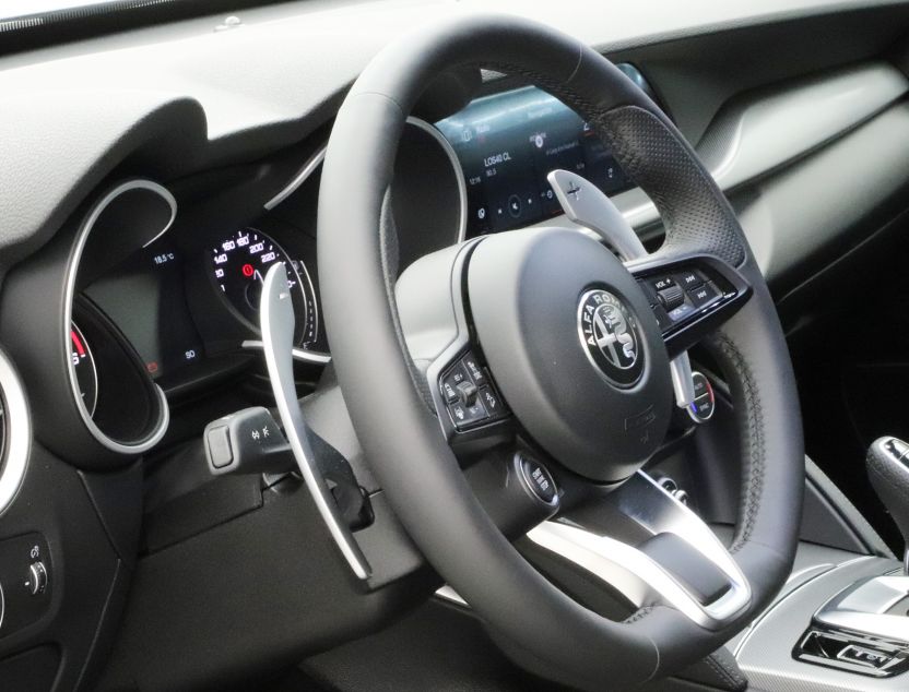 Interior de Alfa Romeo STELVIO