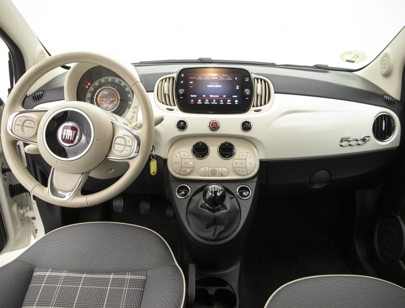 Interior de Fiat 500