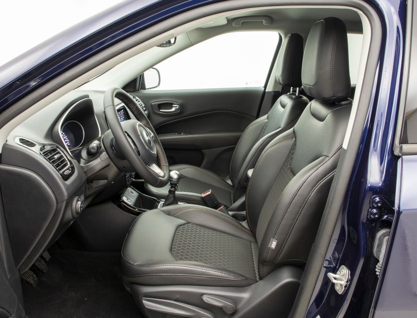 Interior de Jeep Compass