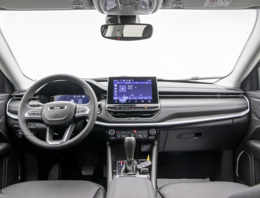 Interior de Jeep Compass